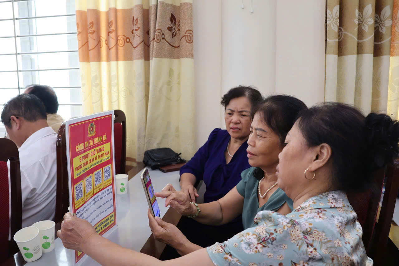 Công an xã Thanh Hà: Triển khai sáng kiến chuyển đổi số “5 phút giờ vàng trong chữa cháy và thoát nạn”